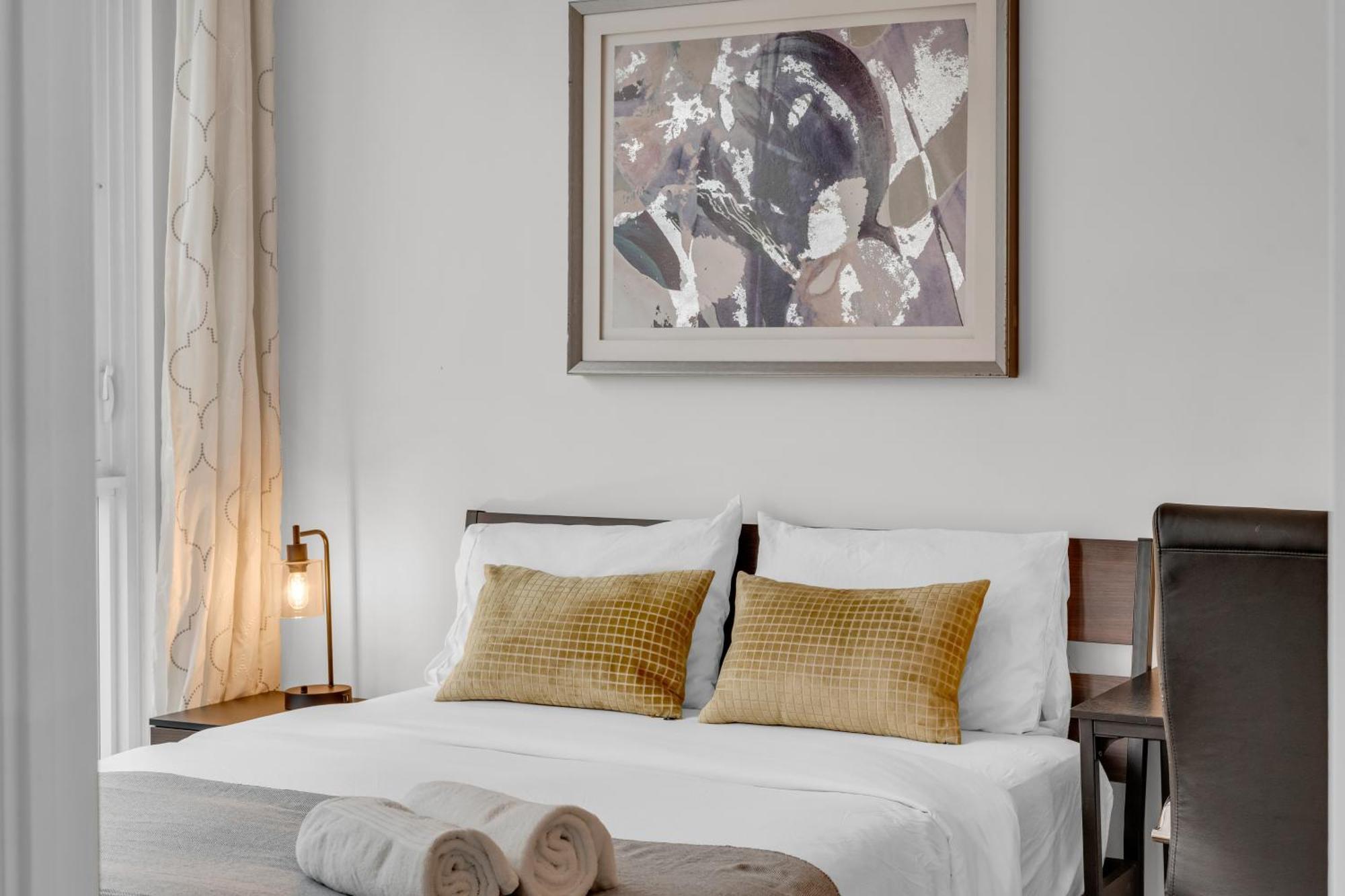 Spadina Modern Suites Toronto Esterno foto